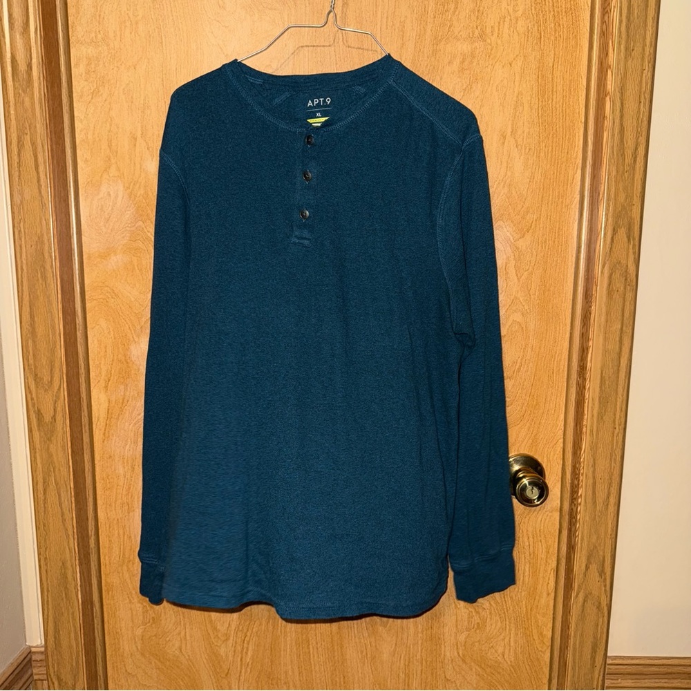 Apt. 9 Blue Long Sleeve Tee Soft Casual Fit